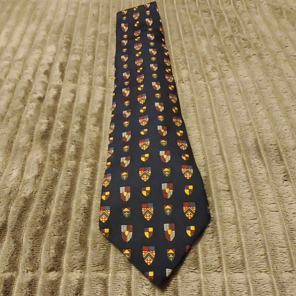 Tommy Hilfiger tie - Picture 1 of 5